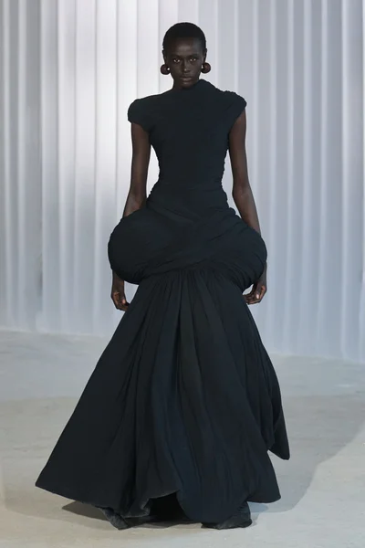 Look 40